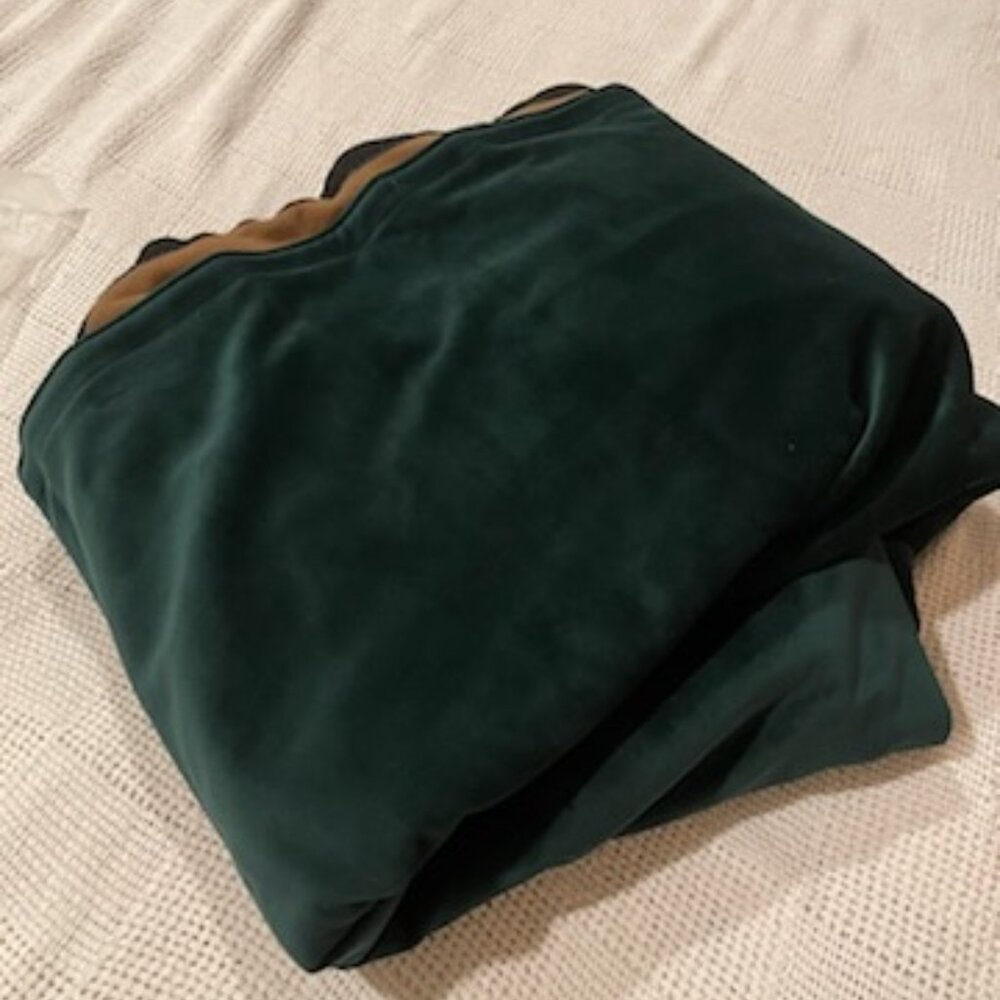 7th Avenue Couch Corner Left Class Emerald Green Performance Velvet Cover